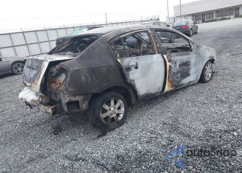 2011 Nissan Sentra 2.0Sr из США, поврежденный, VIN 3N1AB6AP8BL624098